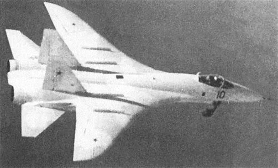 Су-27 первый прототип. Су-27 т-10. Т-10 прототип Су-27. 20 Мая 1977 Су-27.