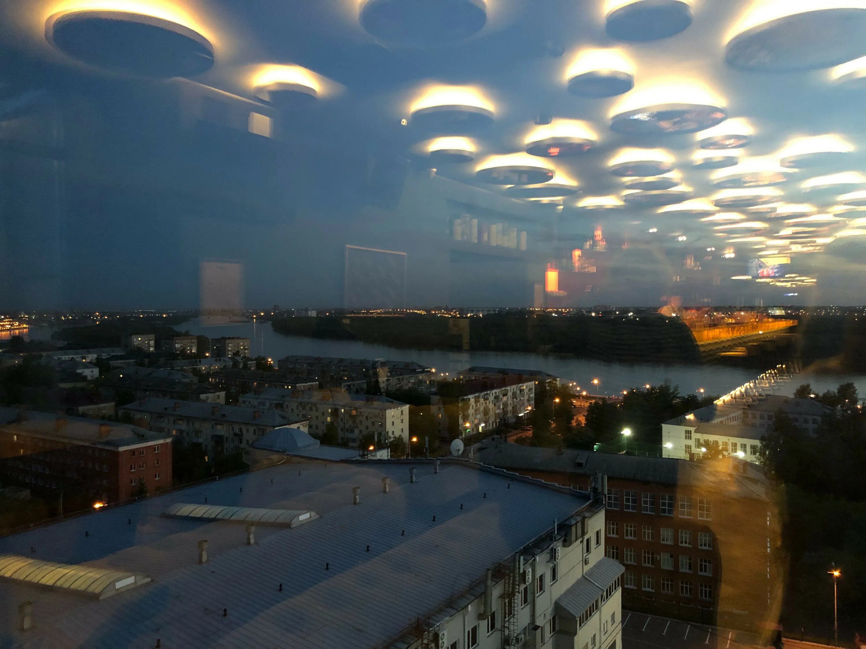 Пентхаус марка омск. Пентхаус миллера омск. миллер омск ресторан. ресторан пентхаус марка миллера.