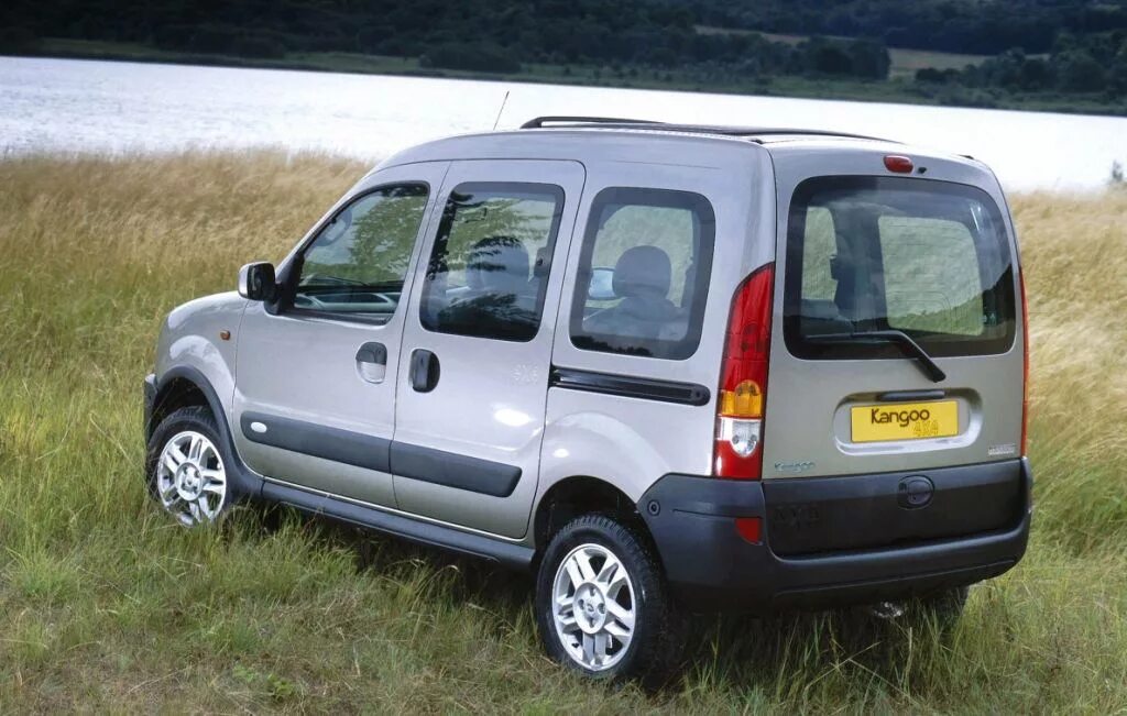 Renault где купить. Renault Kangoo. Рено Кангу 2004. Renault Kangoo 2004. Renault Kangoo 4x4.