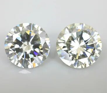 Серьги с муассанитом