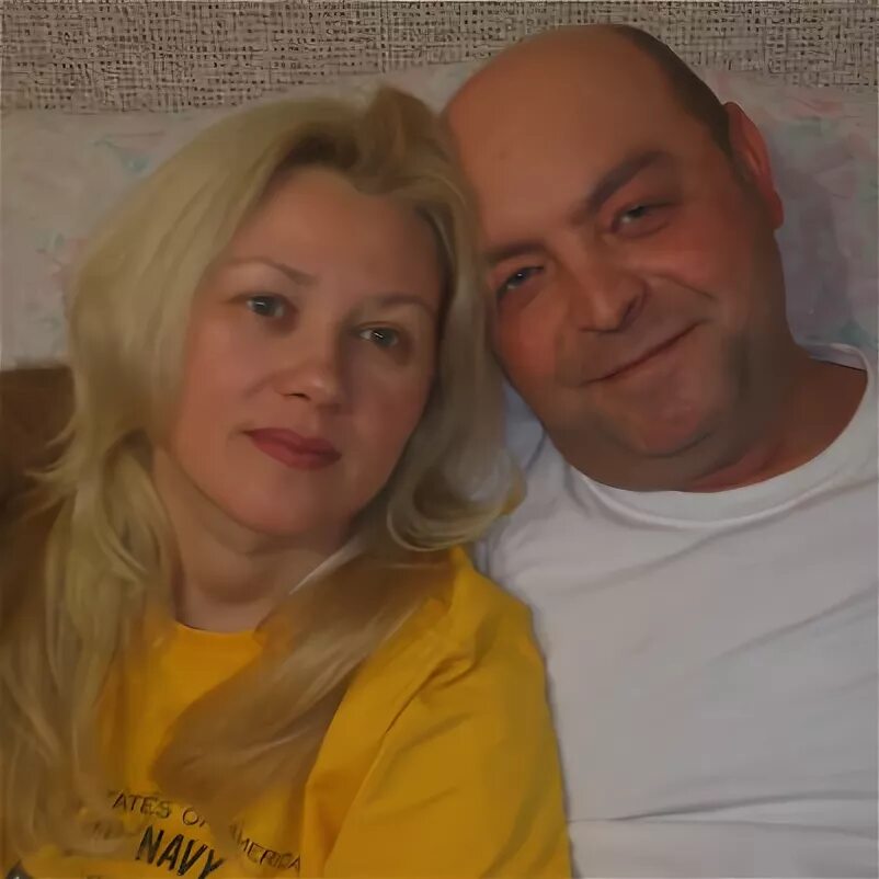 Познакомиться с пассив мужчина. Счастливые пары. Мужчина 59 лет россия. Мужчины саратова одинокие. Мужчина ищет зрелого мужчину.