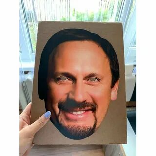 Маска Стас Михайлов, картон, купить по Акционной цене , отзывы и обзоры. (Артику