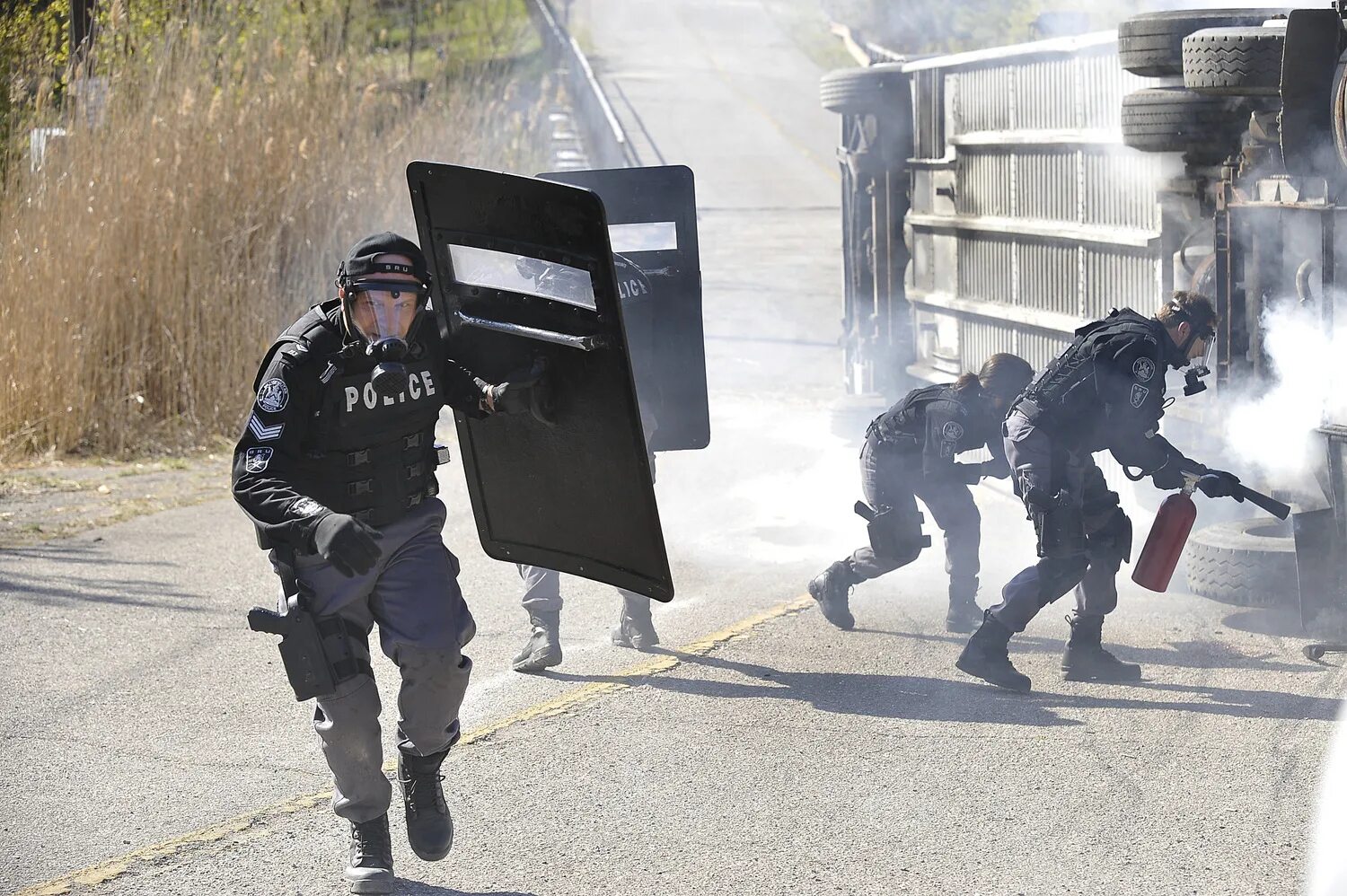 горячая точка три. горячая точка сериал канадский. сериал горячая точка арсений робак 2019. арсений робак в сериале горячая точка. горячая точка фильм 2008.