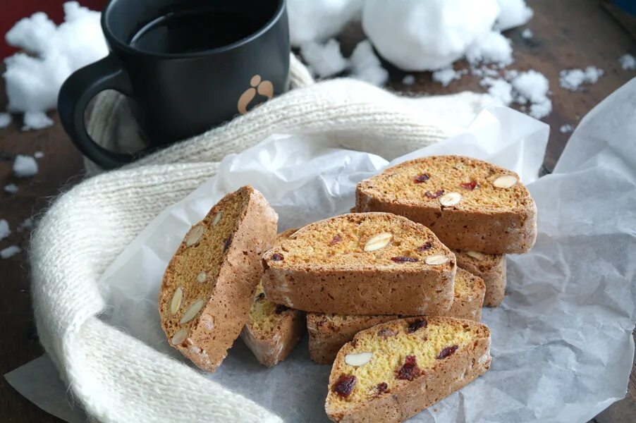 Крутон моэль. Выпечка из сухарей. Сухарики молочные. Сухари вкусные. Коврижка даниловская.