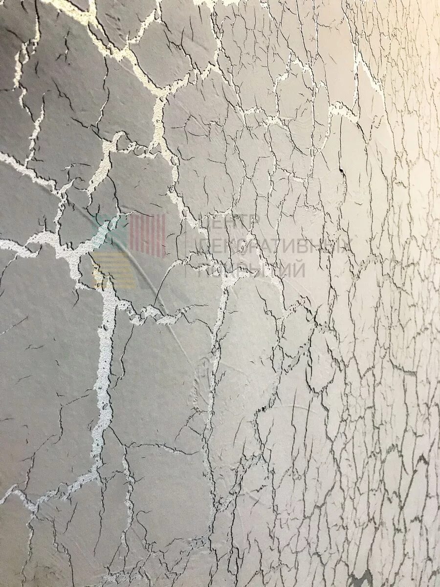 Декоративная штукатурка трещины. Декоративная штукатурка трещины. Штукатурка с эффектом трещин. Декоративная штукатурка с эффектом трещин. Венецианская штукатурка потресканная кракелюр.