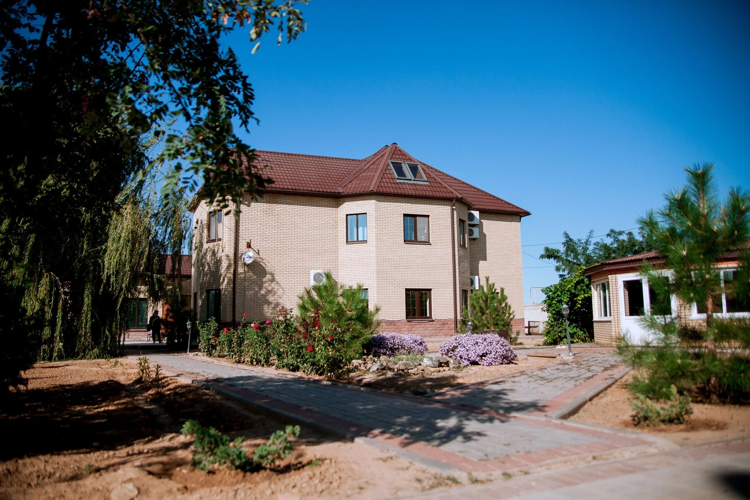 гостиницы ахтубинск. гостиница алмаз ахтубинск. город ахтубинск гостиница алмаз. гостиницы ахтубинска астраханской. кафе алмаз ахтубинск.