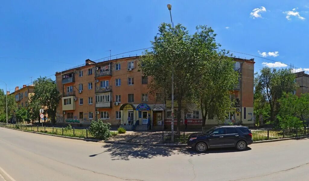 чебоксары что посмотреть за 1 день самостоятельно. чебоксарский полумарафон 2022 фото. дом крестьянина чебоксары. монумент воинской славы чебоксары. чебоксары первый.