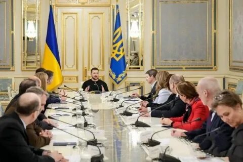 Откуда приехала делегация