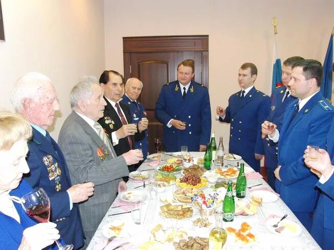 ск астрахань. следственный комитет астрахань. генерал-лейтенант юстиции ибрагим могушков. су ск рф по астраханской области. следственный комитет астраханской области официальный сайт.