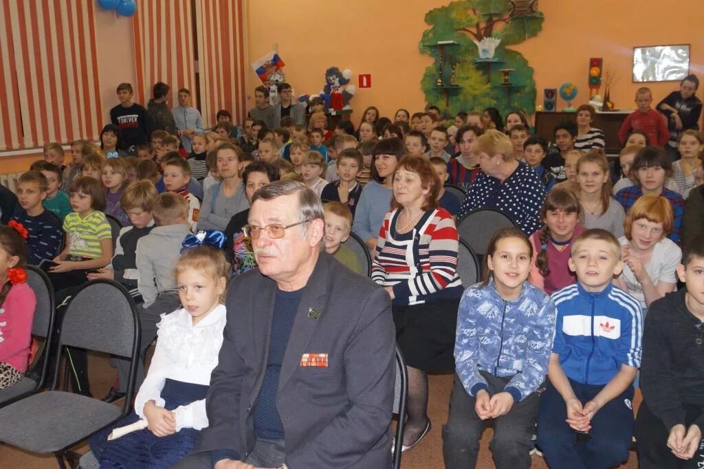 шаховская сош №1. шаховская школа интернат. коррекционная школа шаховская. шаховская 3 школа интернат. шаховская школа интернат 2005 год.