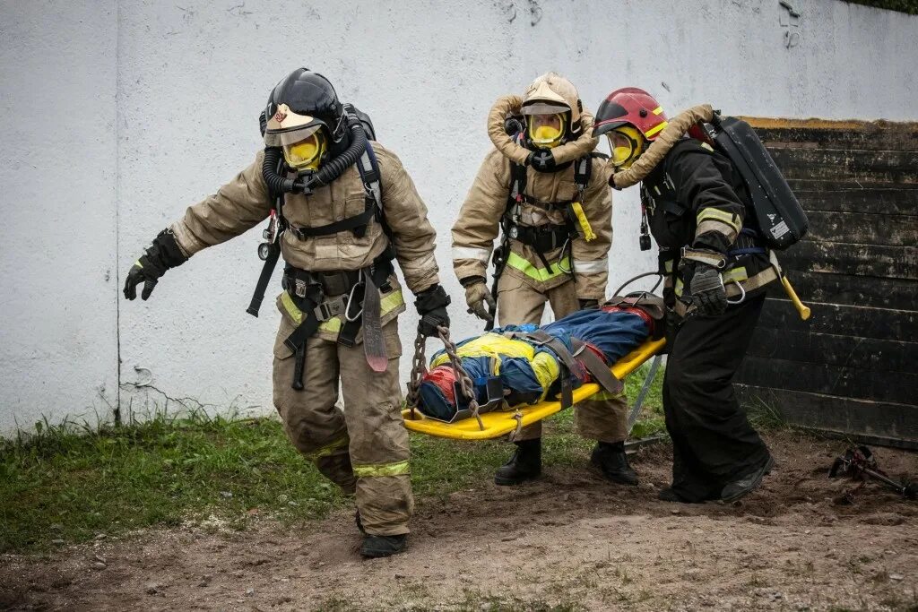 Разведка и спасение людей. ГДЗС МЧС. СИЗОД МЧС. ГДЗС пожарной охраны. Пожарный ГДЗС.