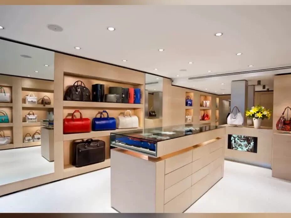 Boutique shop. Интерьер магазина сумок. Бутик сумок интерьер. Проект магазина сумок. Витрина магазина сумок.