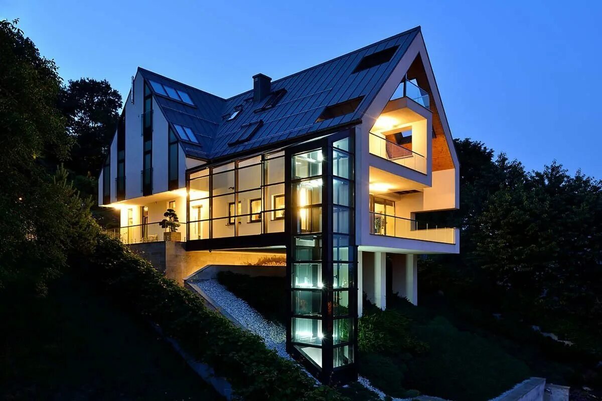 Triangle Cliff House, Норвегия. «Дом в Холме» архитектора Артура Квормби. Плавный домов
