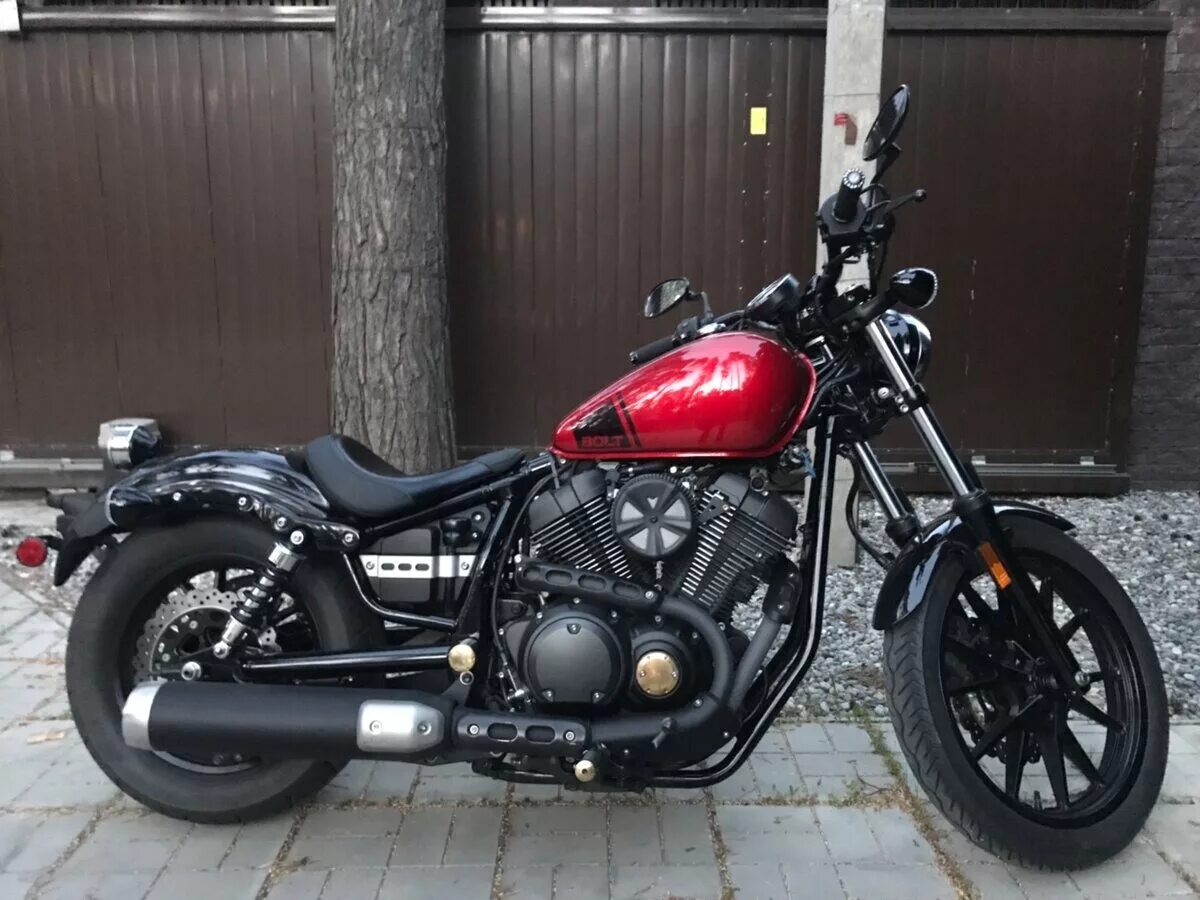 Ямаха болт 950. Yamaha Bolt xv950. Yamaha Bolt 2015. Yamaha Bolt 950. Ямаха xv950 Bolt.