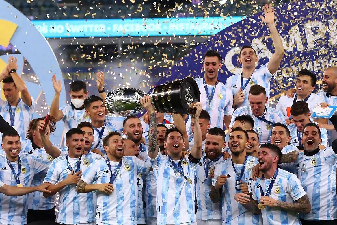 Сколько раз становилась чемпионом сборная команда аргентины. Сборная Аргентины финал 2022. Лионель Скалони тренер сборной Аргентины.
