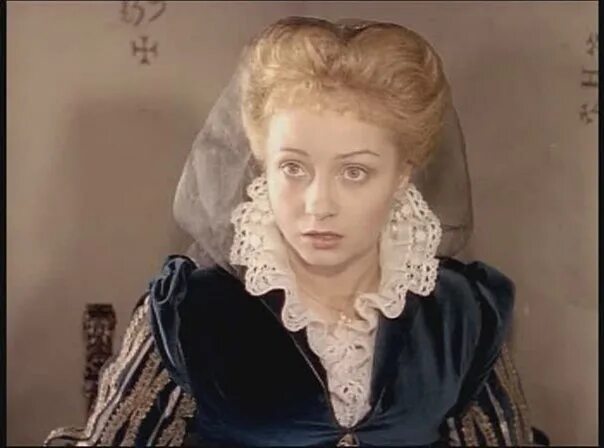 Королева марго сериал 1996 добровольская. Евгения добровольская королева марго. Королева марго русский. Королева марго фильм 1996. Евгения добровольская королева марго.