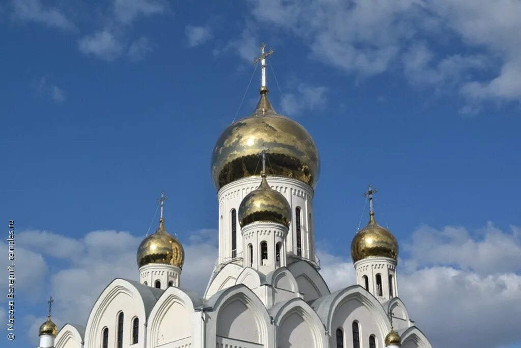 храм преп андрея рублева в раменках. собор троицы живоначальной новосибирск. храм на западном. собор западный жилмассив новосибирск. троице-владимирский собор, новосибирск купол.