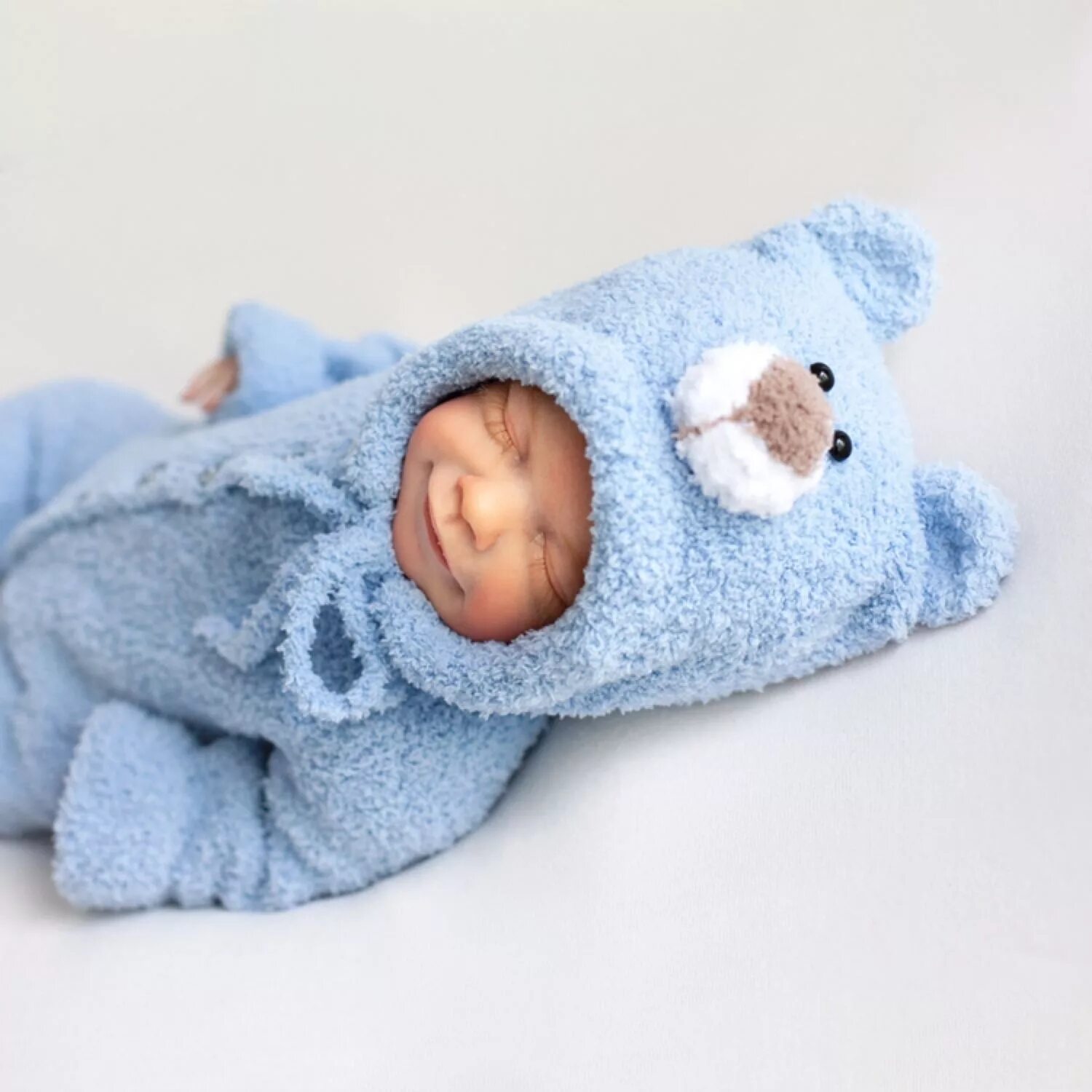 вязаный плюшевый комбинезон для малыша. вязаный комбинезон из плюша для новорожденных. комбинезон детский спицами плюшевый. комбинезон ализе пуффи. комбинезон для новорожденного ализе софти.