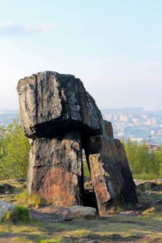 Сейд кольский полуостров. Камни в мурманске. Сейд кольский полуостров. Сейды в карелии. Камни в мурманске.
