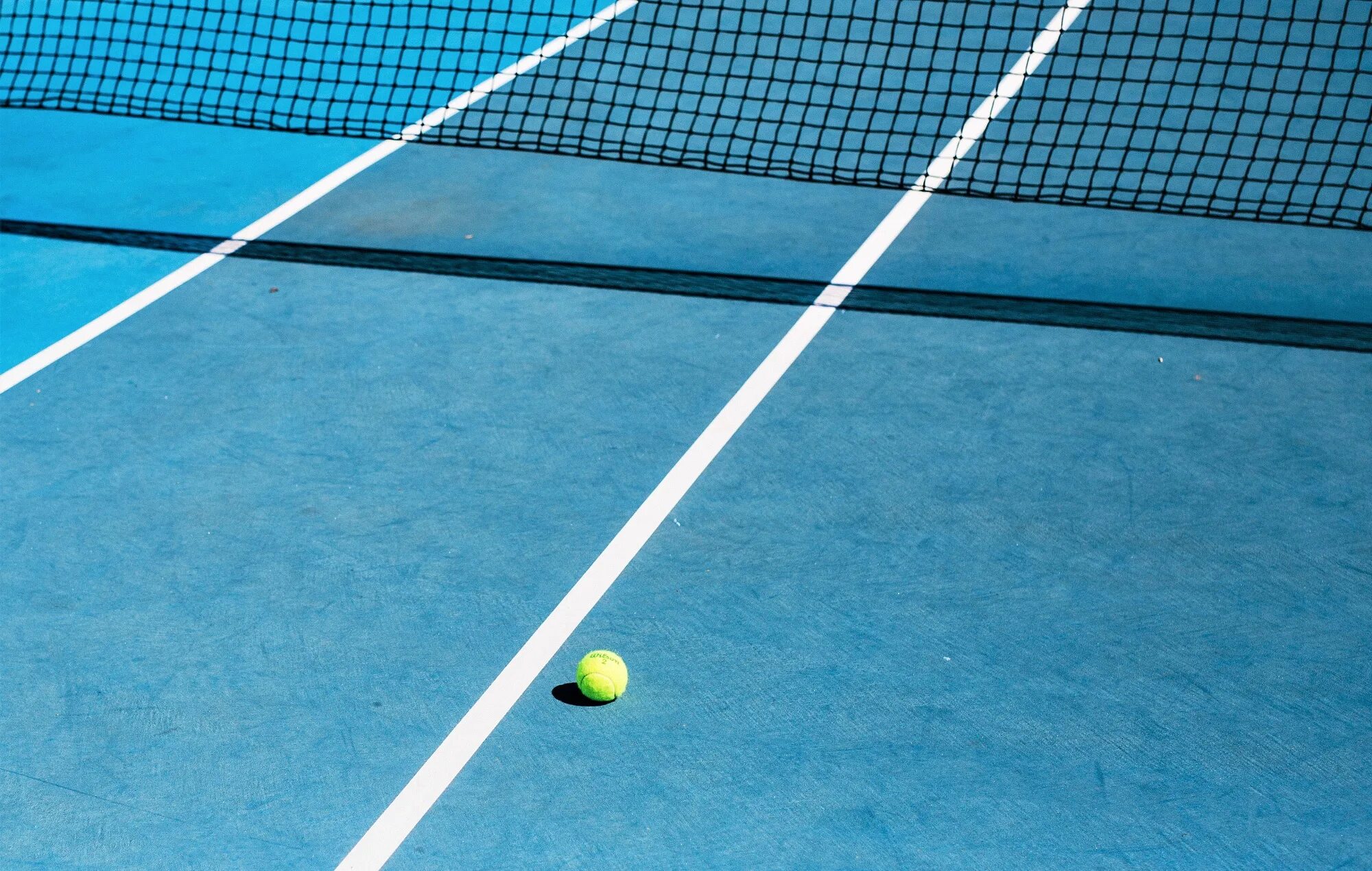Стратегии ставок на спорт теннис. Ван Сиюй теннис. Хард корт теннис. Покрытие Хард для теннисных кортов. Покрытие теннисного корта.