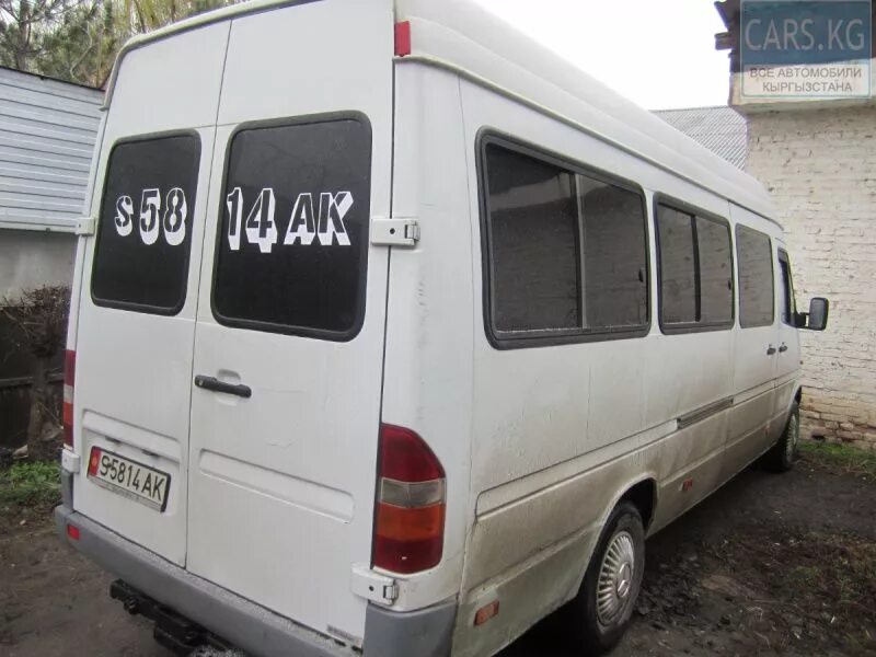 Спринтер 1999 года семиместный. Спринтер макси вид сбоку. Mercedes-Benz Sprinter 312 макси база 2.9 дизель 1999год характеристики отзывы. Мерседес спринтер 1999