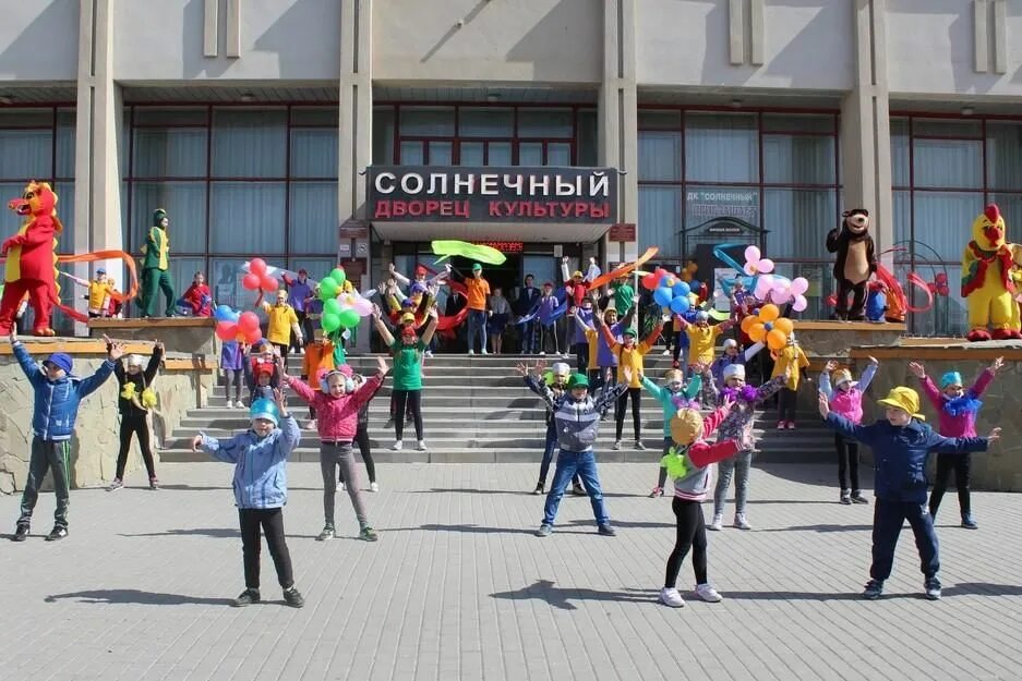 Город алексеевка белгородская область, день города. Город алексеевка парк. Лидер город алексеевка белгородская обл. Алексеевка белгородская область население. День города алексеевка.