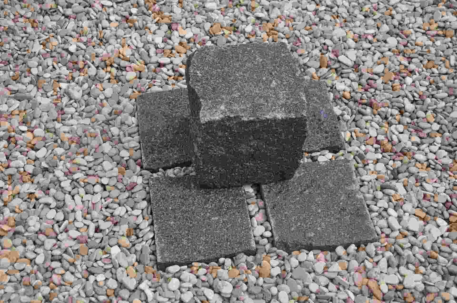 камни для бани габбро диабаз. гранит габбро диабаз. перевод камня габбро. габбро камень. оливиновый диабаз.