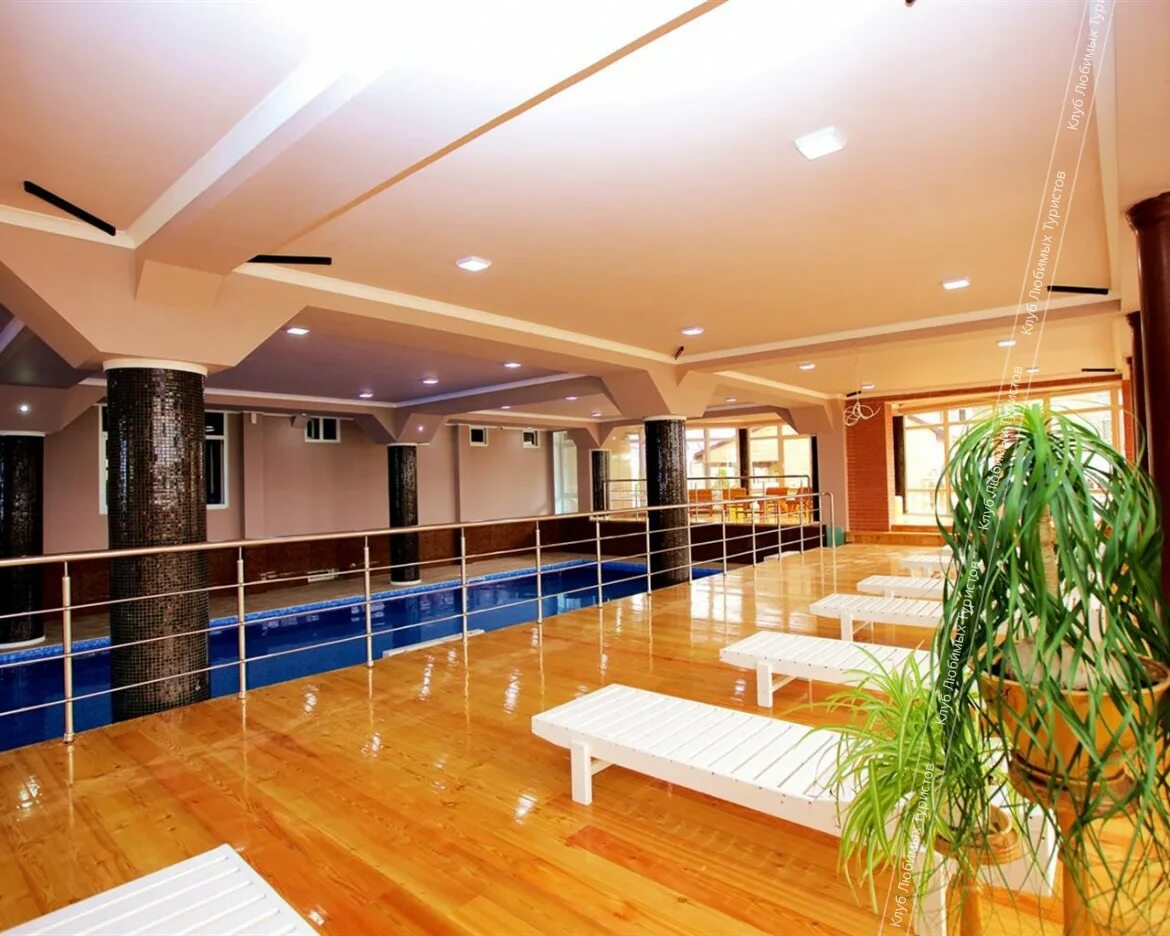 Анапа чембурка отель well. Well hotel. Анапа отель вэлл отель. Well апартаменты. Отель well hotel анапа.