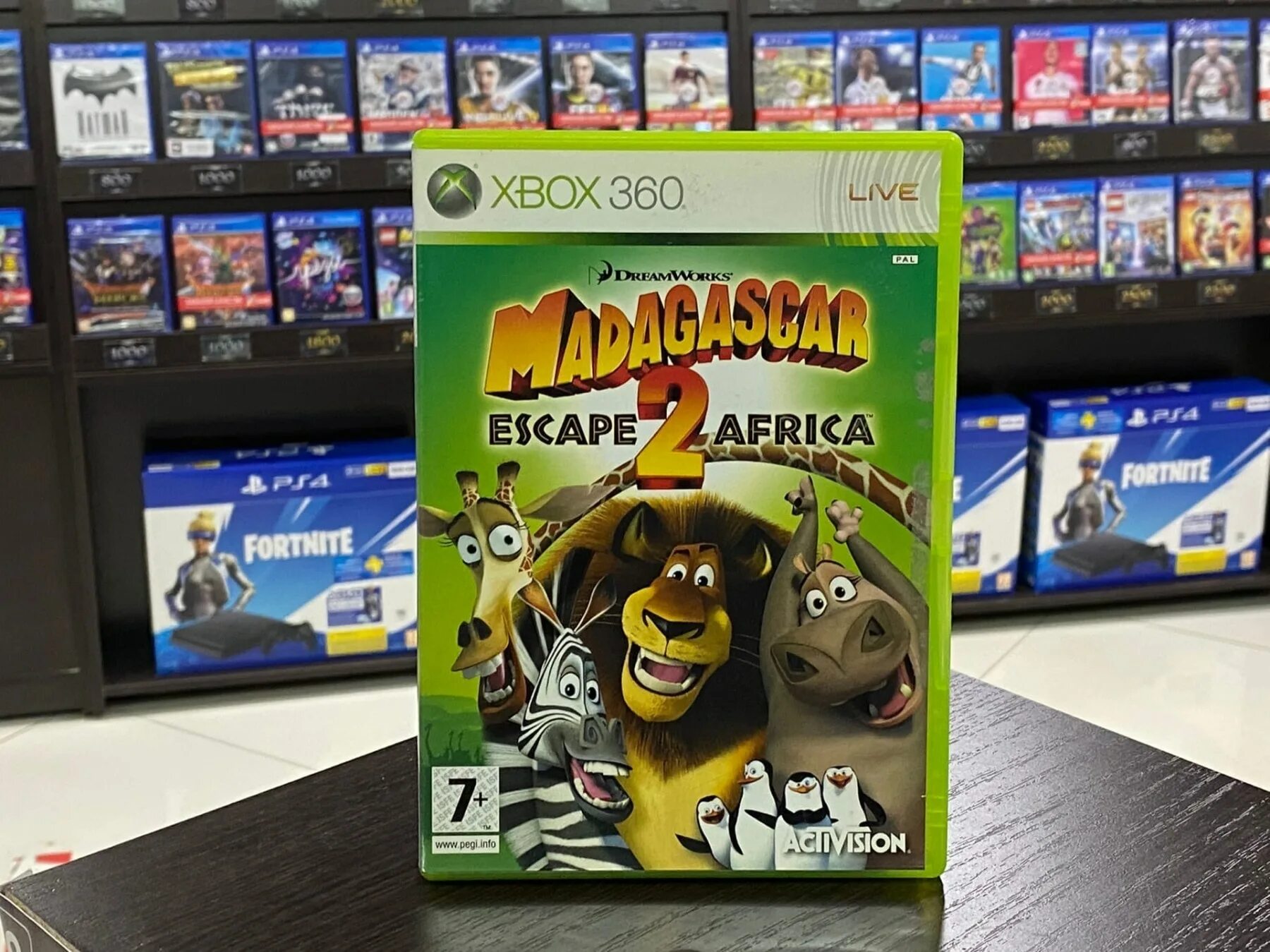 Мадагаскар два игра диск. Madagascar 3 xbox 360 диск. madagascar 2 игра xbox 360. хвох 360 диски мадагаскар. диск хвох 360 мадагаскар игры.