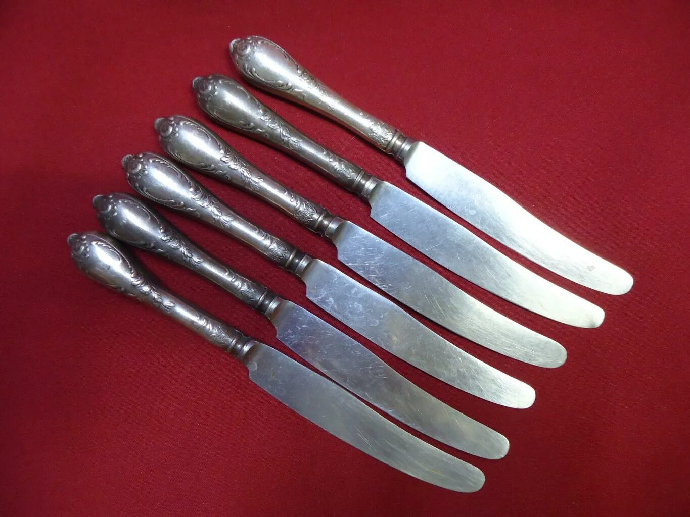 Нож для нарезки двуручный presto, 18 см 863046. Нож столовый "миллениум". Столовые ножи с зубчиками. Нож столовый торжество м18. Столовые ножи с зубчиками.