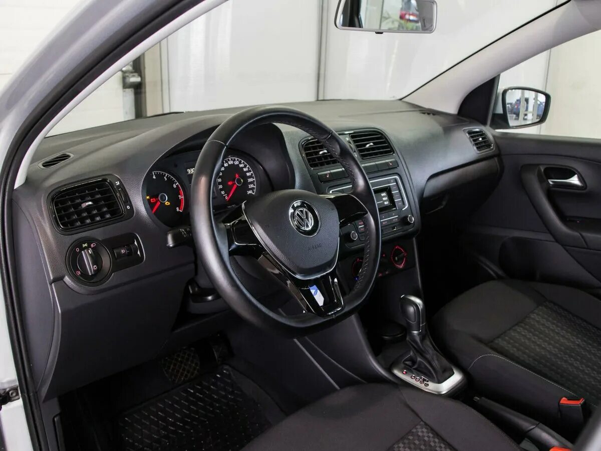 фольксваген поло 2017 года автомат. фольксваген поло 2017. Volkswagen polo 2017 бежевый. фольксваген поло 2017 года автомат. фольксваген polo 2017.