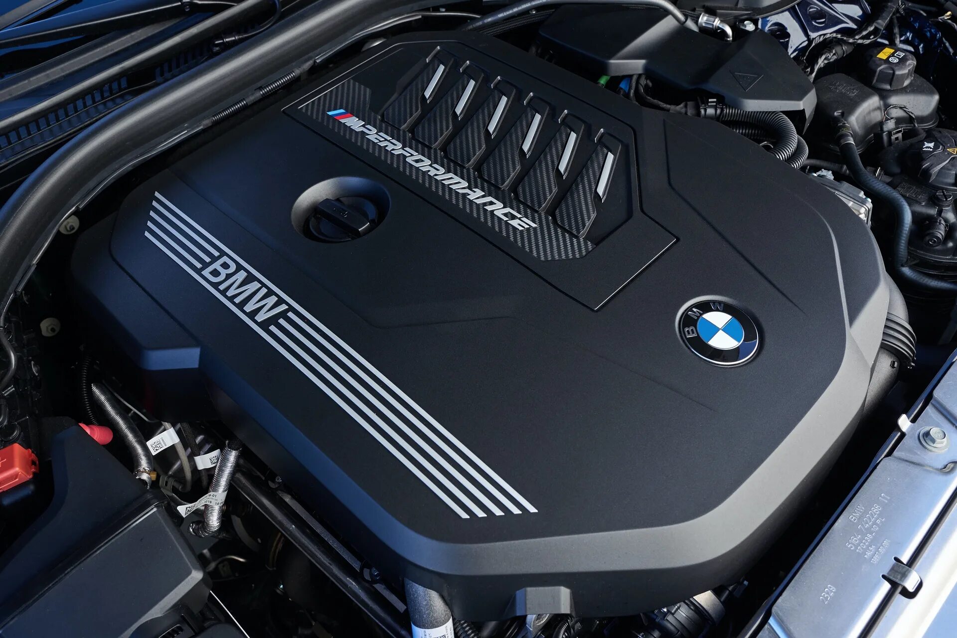 Новые двигатели бмв. БМВ м340i. BMW m340i мотор. BMW m3 340. БМВ м3 g20 мотор.