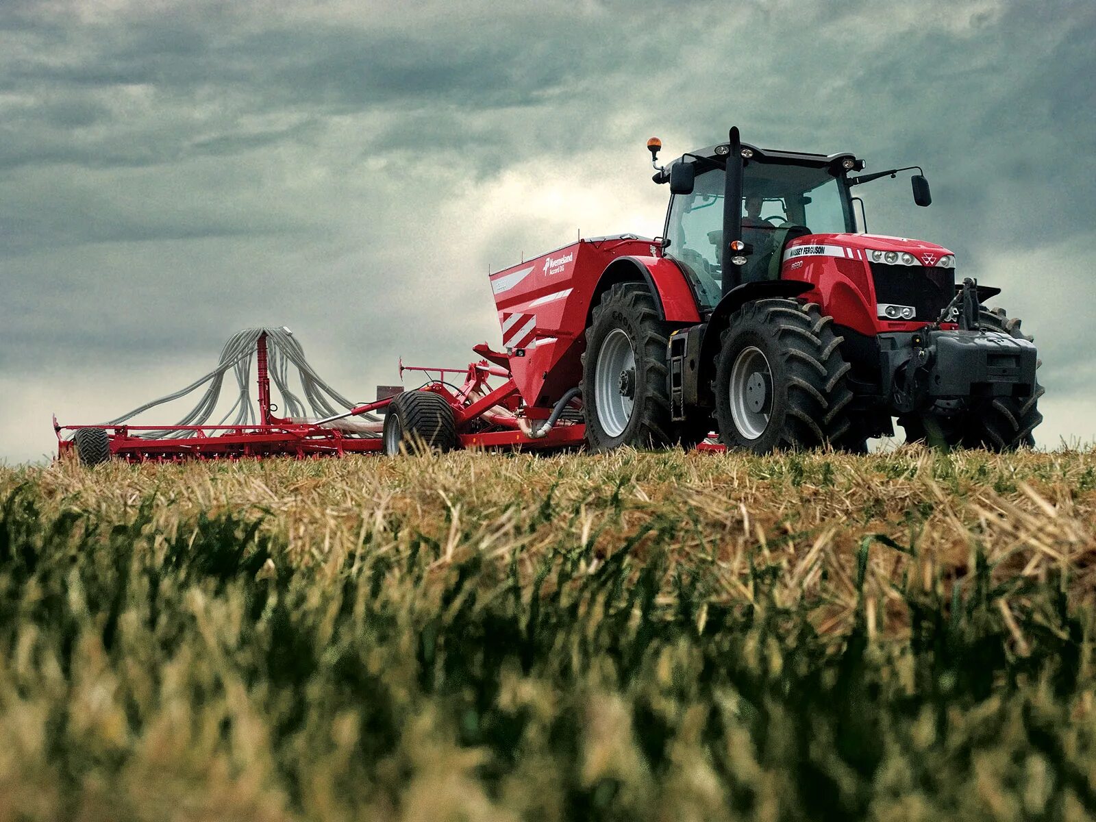 Сх про. Трактор Фергюсон 8690. Massey Ferguson mf8690. Массей Фергюсон 8690. Massey Ferguson+поле.