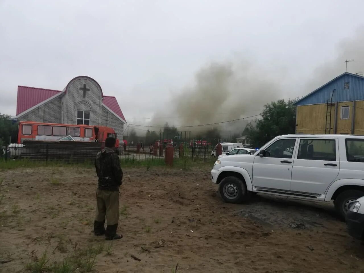 Пожар Тарко Сале. МЧС Тарко Сале. Пожар в Тарко Сале вчера. Пожарные Тарко Сале.