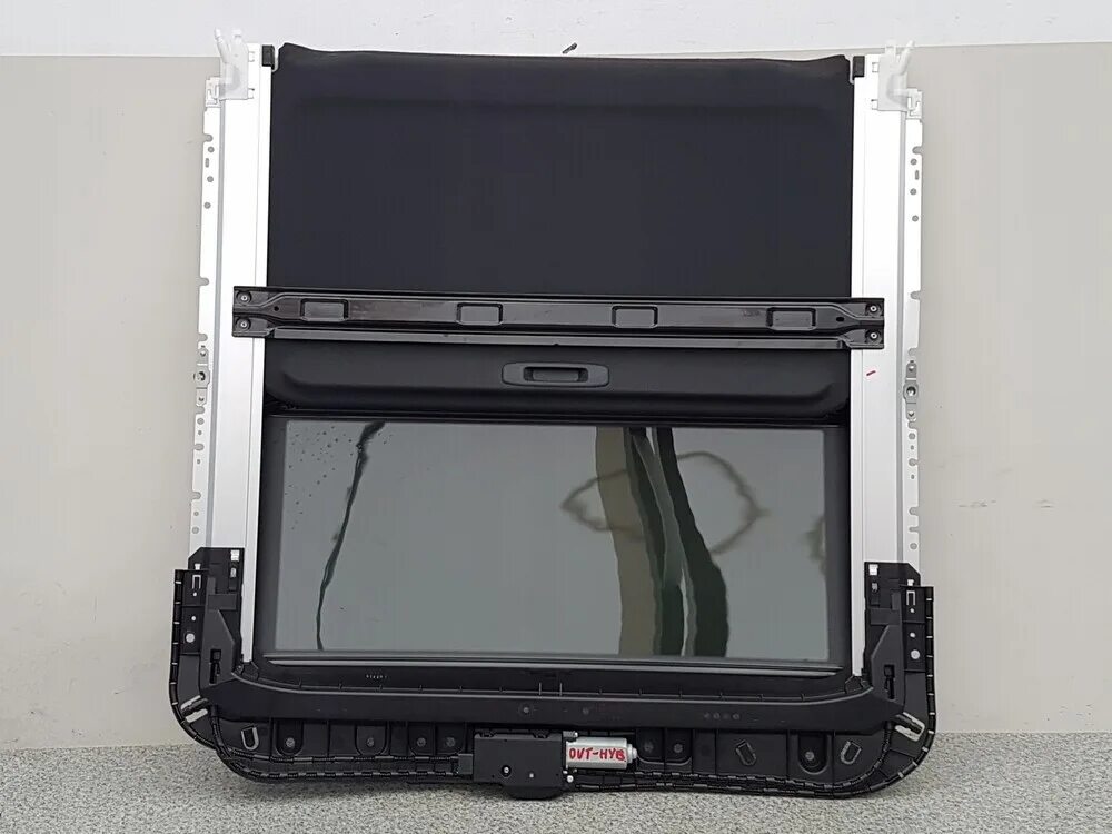 Аутлендер 3 митсубиси с люком. Люк аутлендер. Ремкомплект люк аутлендер хл 2008. Mitsubishi outlander xl с люками. Набор для ремонта люка outlander xl.