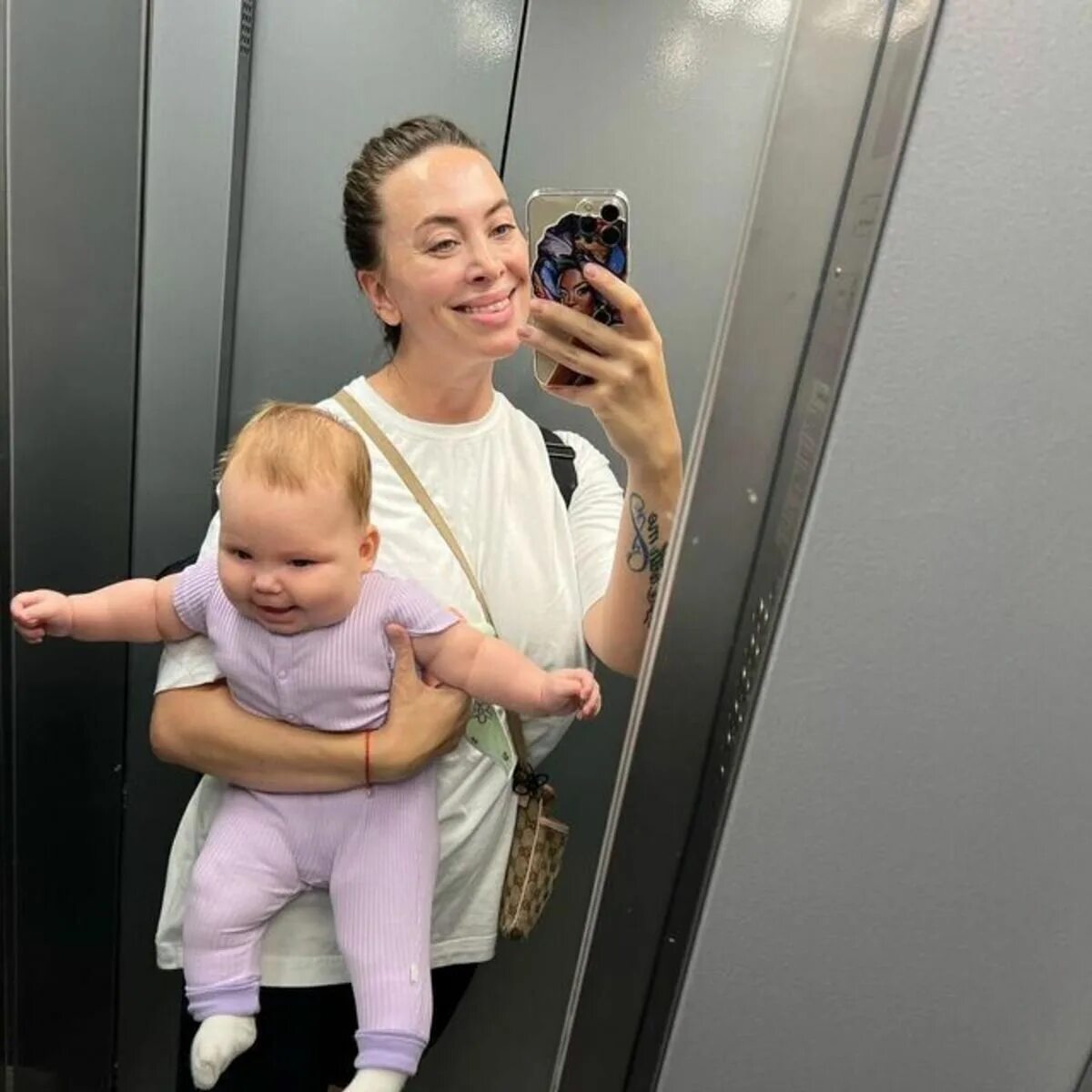 Natalia Friske gave birth to her daughter Luna in the spring of this year in a r