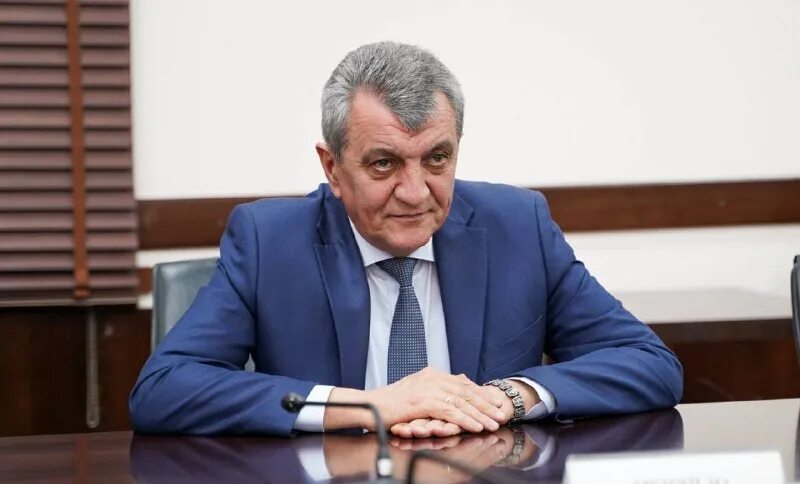 алик битаров. глава республики дагестан. глава рсо-алания. председатель правительства рсо-алания. сайт главы рсо алания.