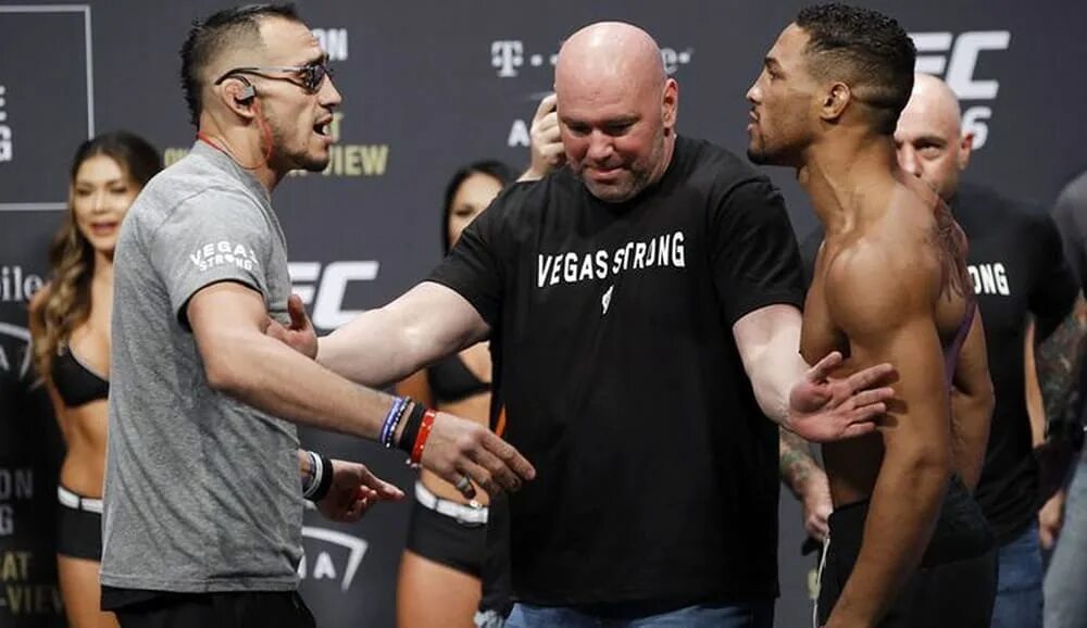 Тони фергюсон. Ли цзинлян боец. Tony ferguson ufc 216. Фергюсон мма. Тони фергюсон кевин ли.