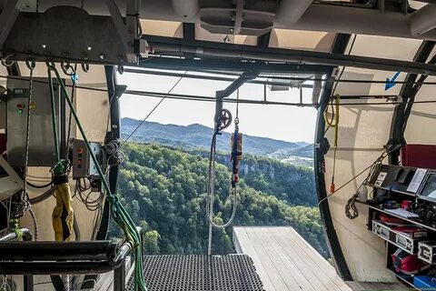 Автобус скайпарк