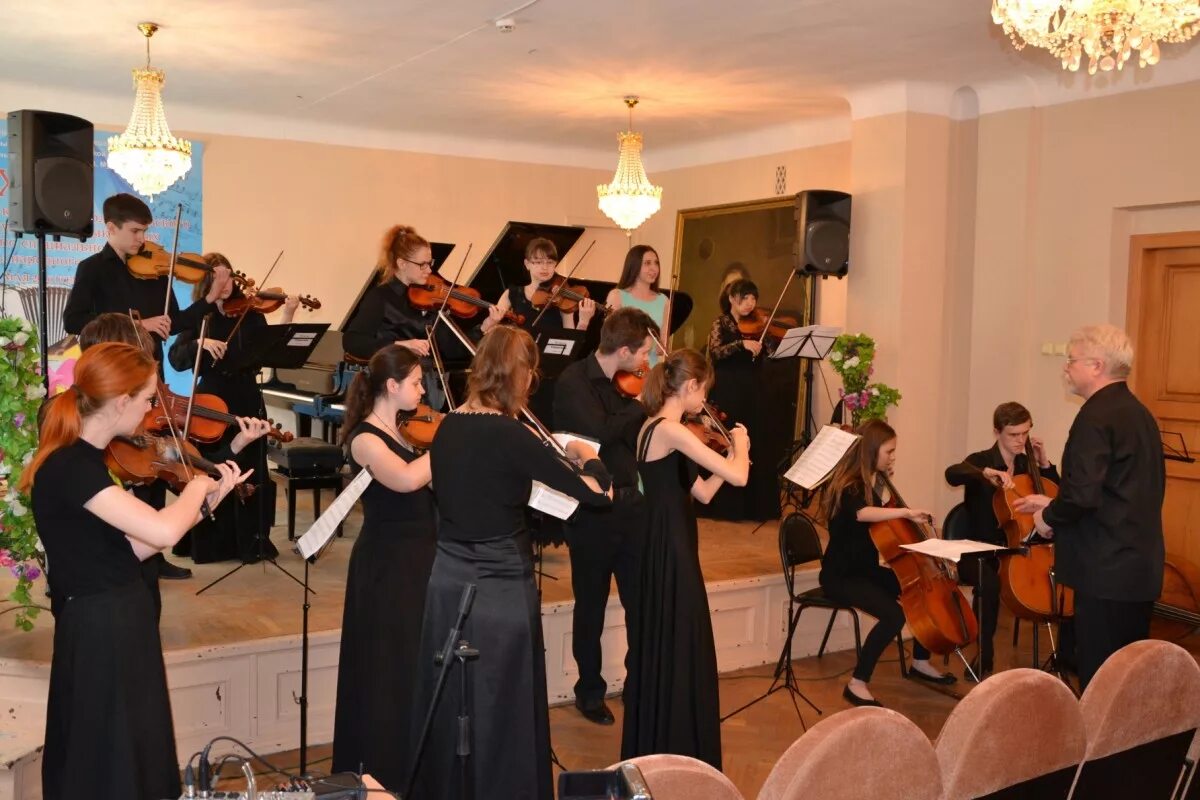 Минское музыкальное училище имени глинки. Смоленское музыкальное училище имени глинки преподаватели. Хмельницкий музыкальный колледж. Концертмейстер — марина иванова. Муз училище чебоксары.