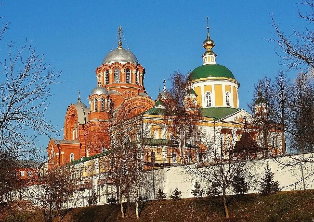 Хотьковский монастырь сайт. Покровский храм Хотьковского монастыря. Церковь Покровская Хотьков монастырь. Покровский женский монастырь в Хотьково. Покровский Хотьков монастырь XIV века.