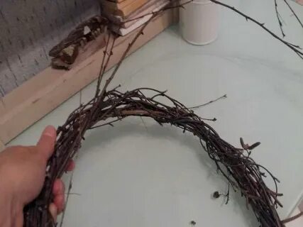 Как сделать венок из веток своими руками