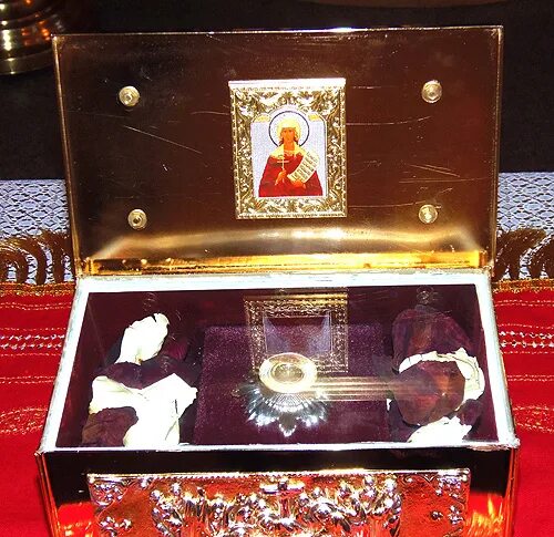 мощи святой татьяны. десница мученицы татьяны. святая татьяна великомученица 25 января. десница святой татианы. мощи святой татианы.