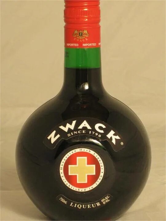 Zwack unicum ликер цвак уникум. Уникум напиток венгрия. 7 л. Венгерский бальзам уникум. Ликер цвак уникум.