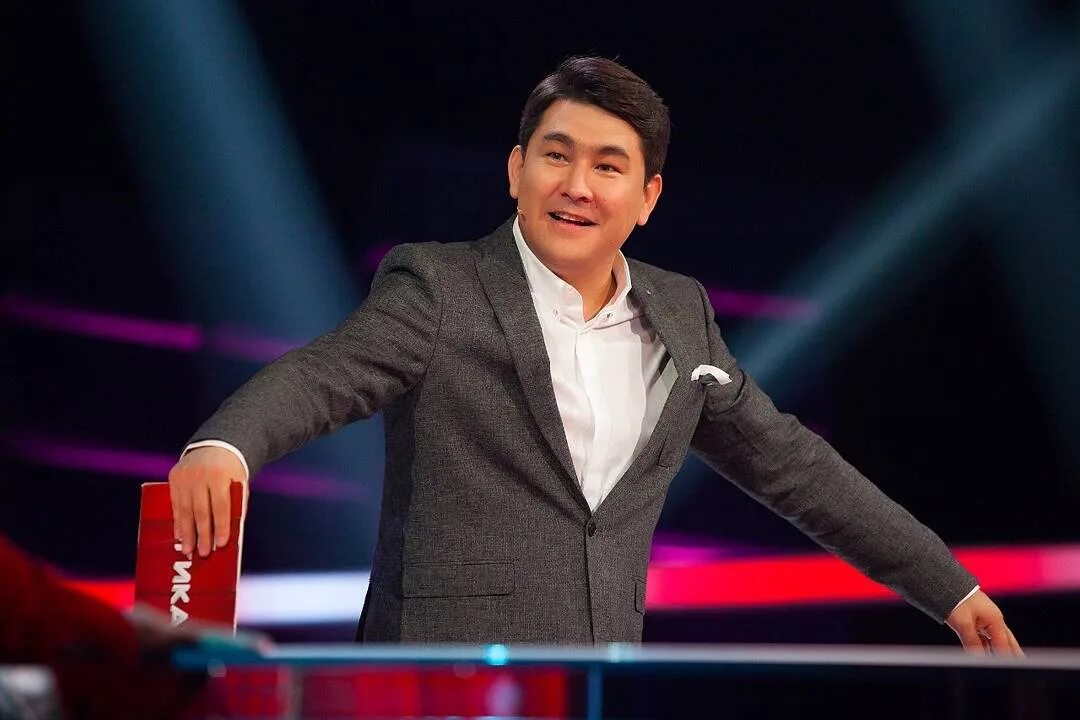 Ведущий логика