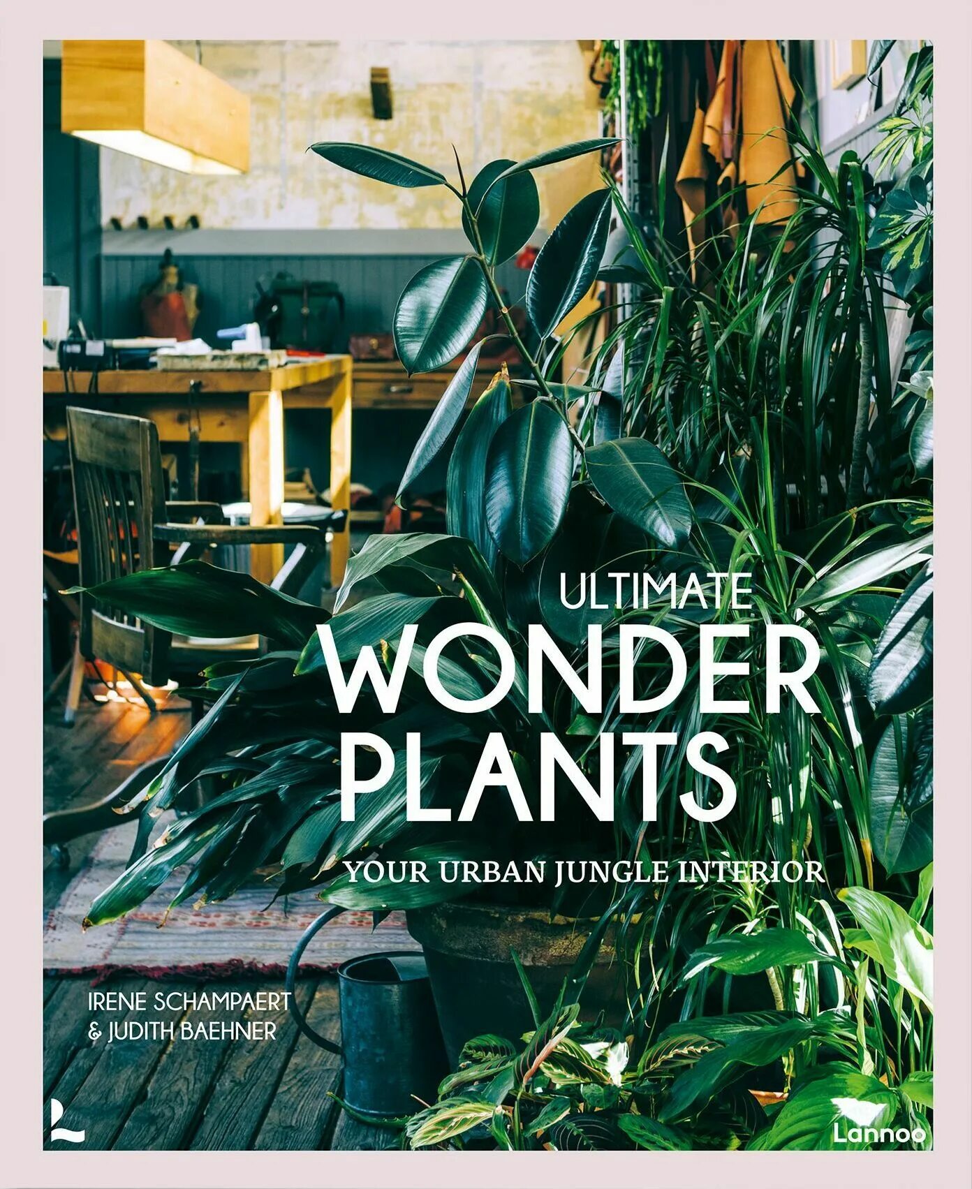 Книга plants. Urban Jungle книга. Урбан Джангл интерьер. Wonder Plants book. Urban Jungle книга купить.