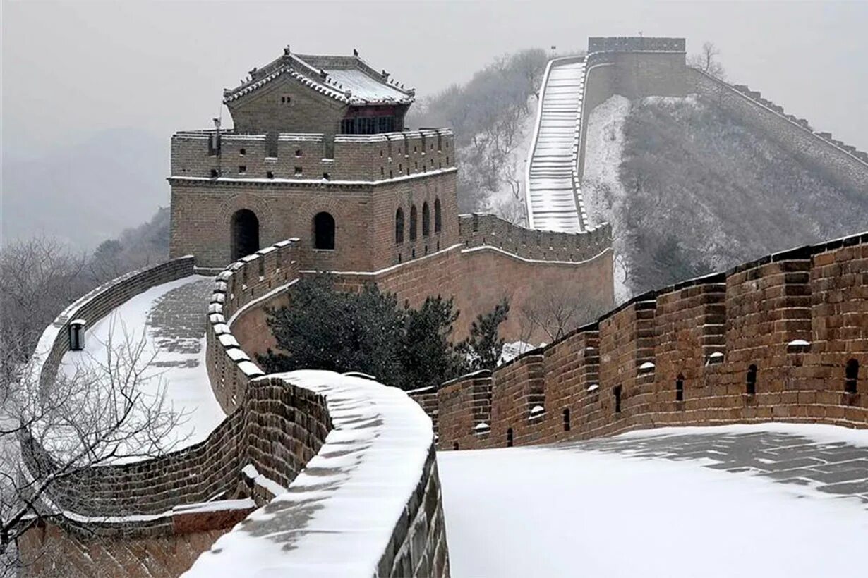 Великая китайская стена 2023. Крепость Цзяюйгуань. Великая китайская стена Юймэньгуань. Китайская стена город Цзяюйгуань. Великая китайская распродажа 2024