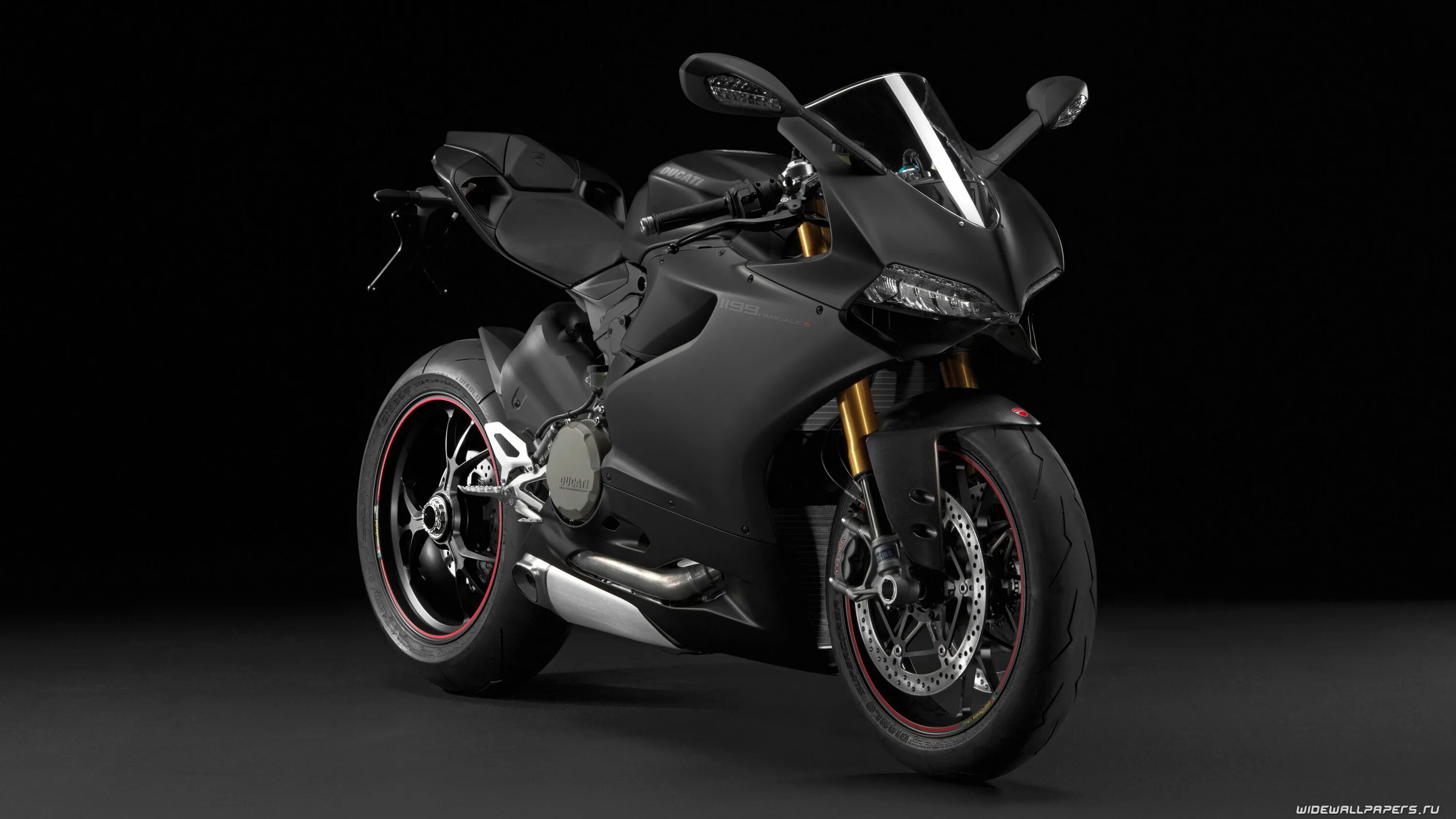 Байк 75 авто. Мотоцикл Ducati 1199 Panigale. Ducati Panigale 1199 s Black. Мотоцикл Дукати 4 черный. Дукати 1199 Panigale Superbike.