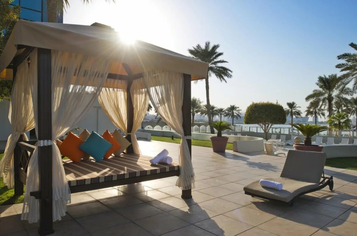 Rixos qetaifan island doha 5. Rixos Gulf Hotel Doha. Риксос Доха Катар. Доха Катар Rixos. Катар Риксос отель.