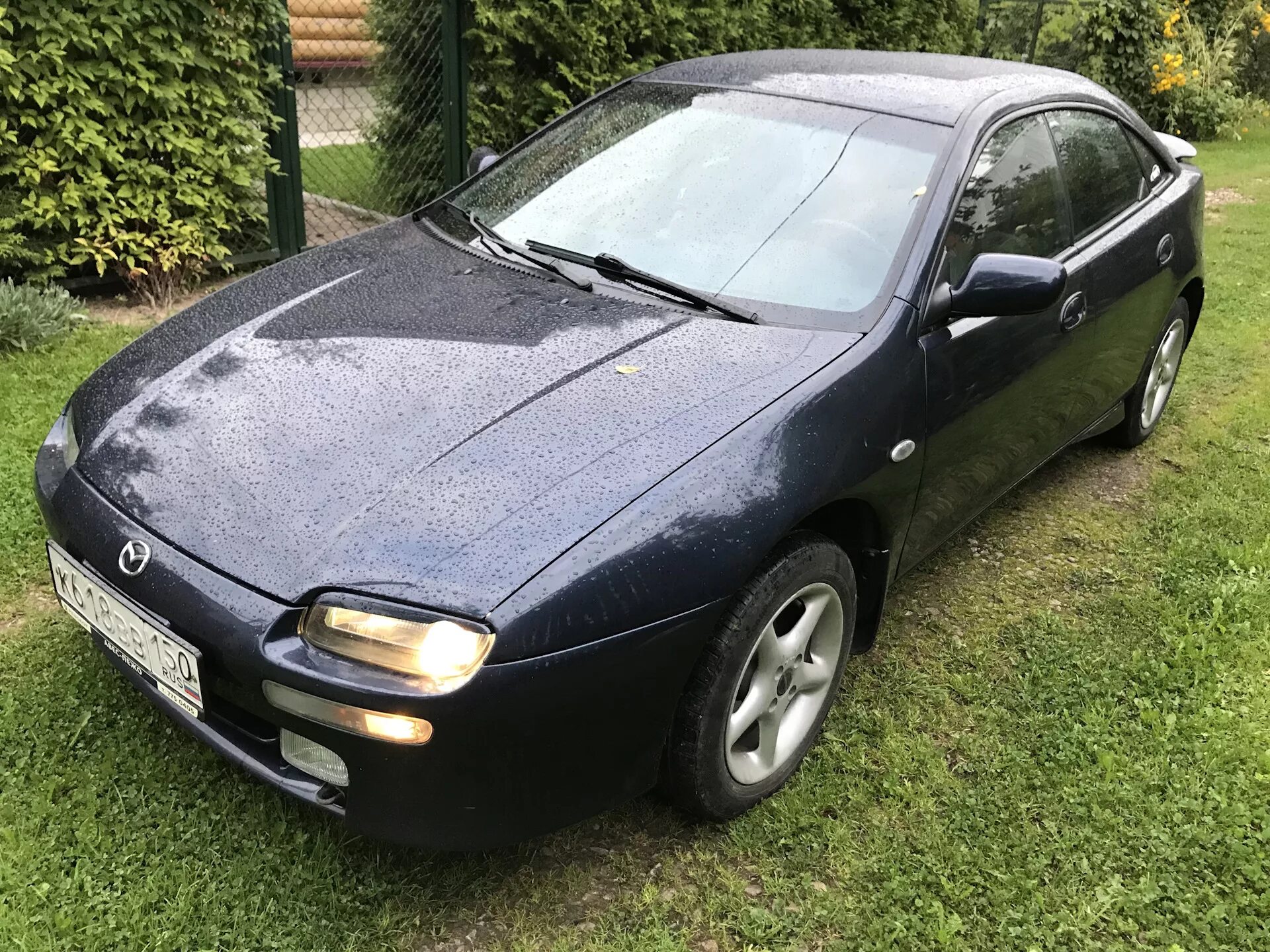 Мазда 323f. Mazda 323f 1998. Мазда 323 f 1998г. Mazda 323 1998. Купить мазда 323f